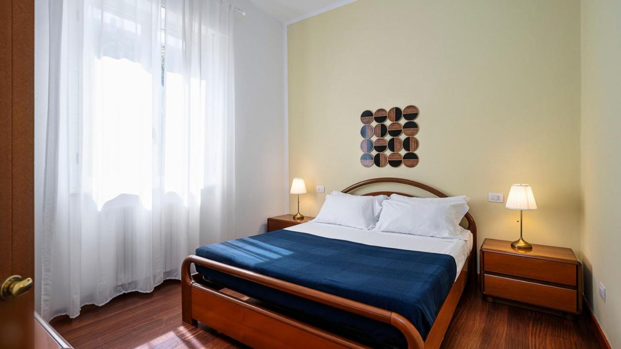 "Gold Fashion" - Residenza Duomo Citylife Apartment มิลาน ภายนอก รูปภาพ